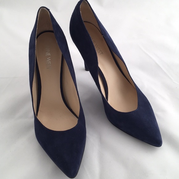 Nine West Shoes - Nine West navy suede heels size 7.5